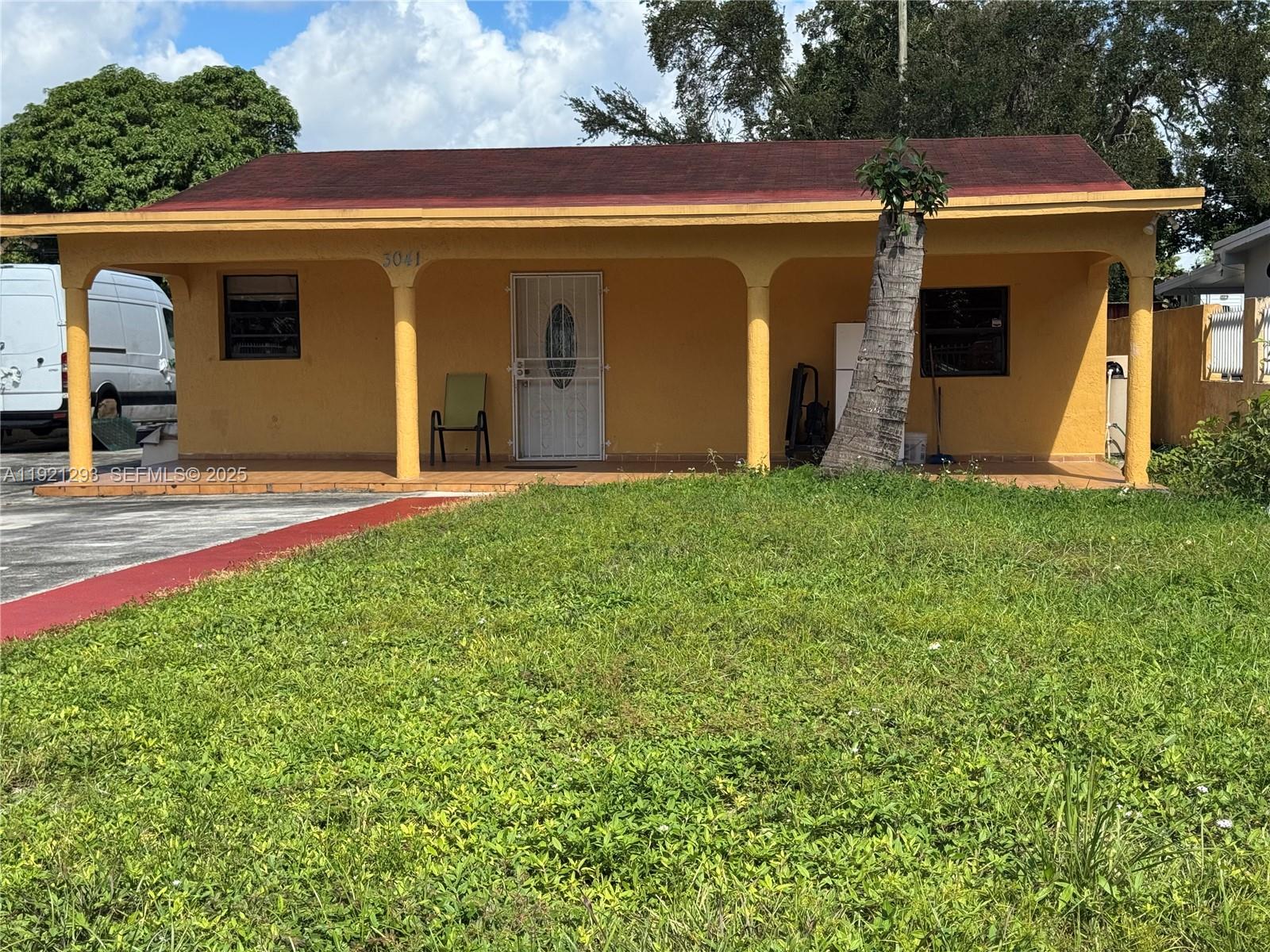 3041 NW 95th Ter, Miami FL 33147