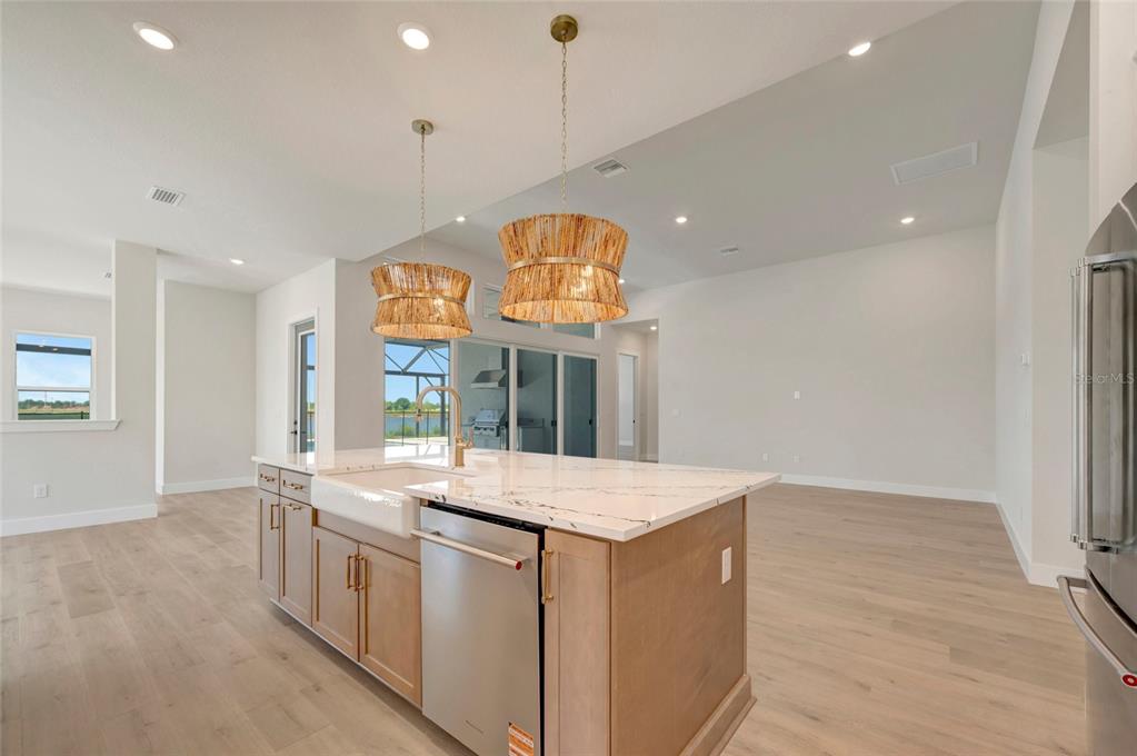17553 FOXTAIL LOOP, VENICE, FL — photo 4 of 30