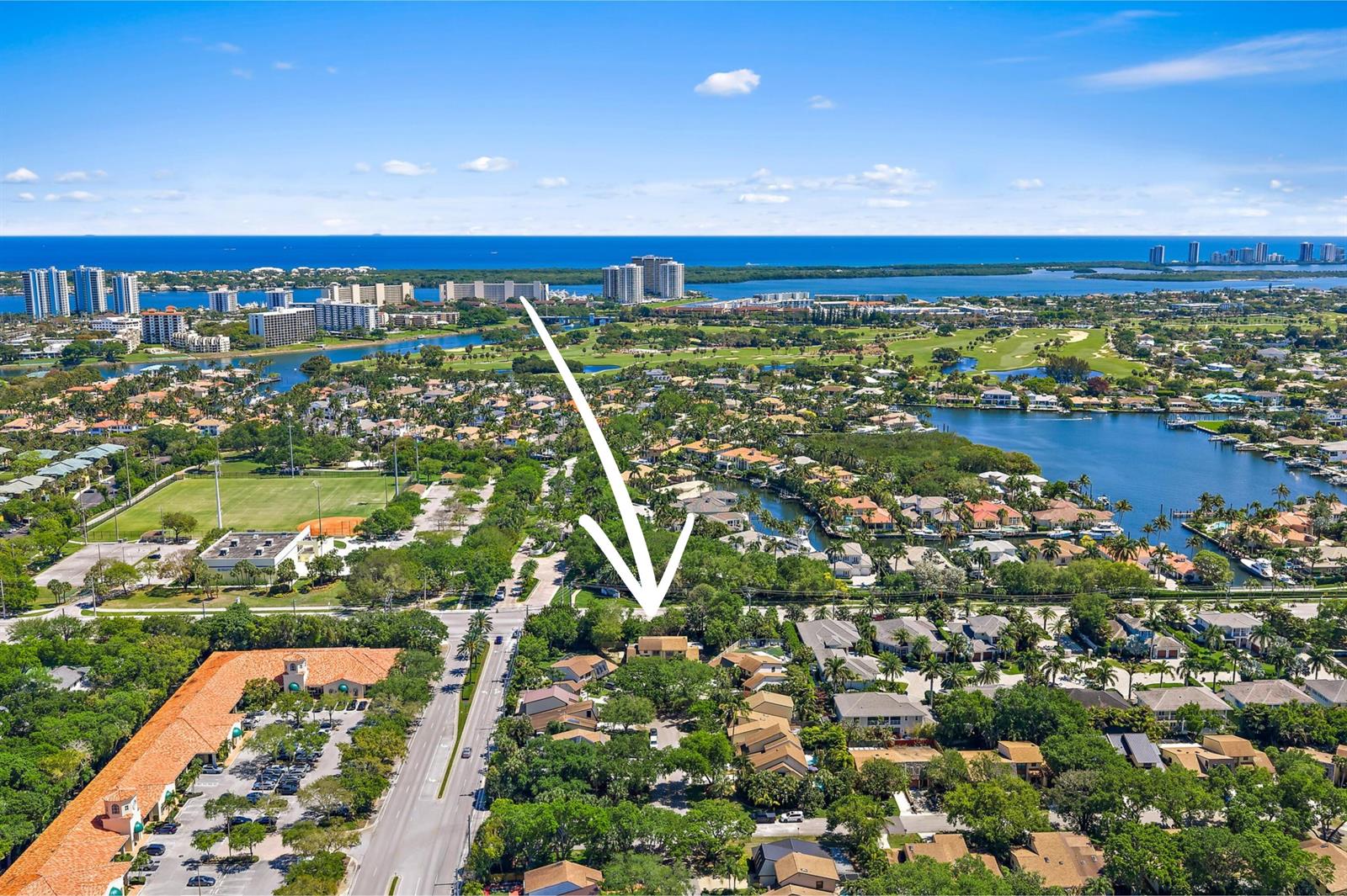 1007 Raintree Lane, Palm Beach Gardens FL 33410