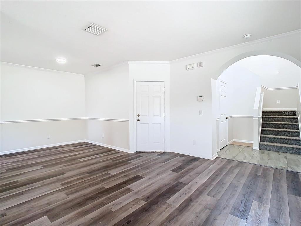 1019 BLACKWATER DRIVE, WESLEY CHAPEL, FL — photo 3 of 11