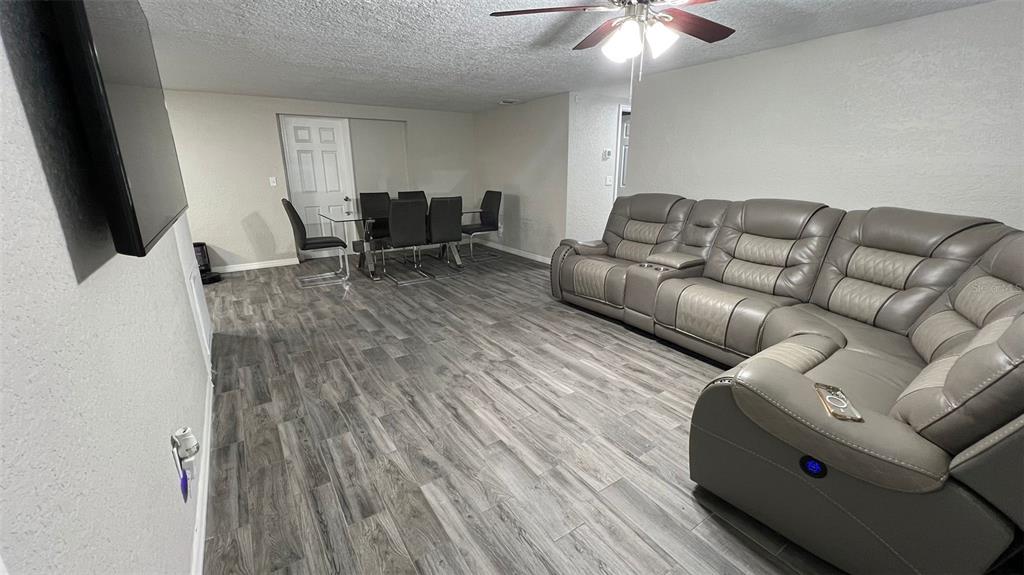 2705 GARDNER PLACE, HOLIDAY, FL — photo 2 of 23
