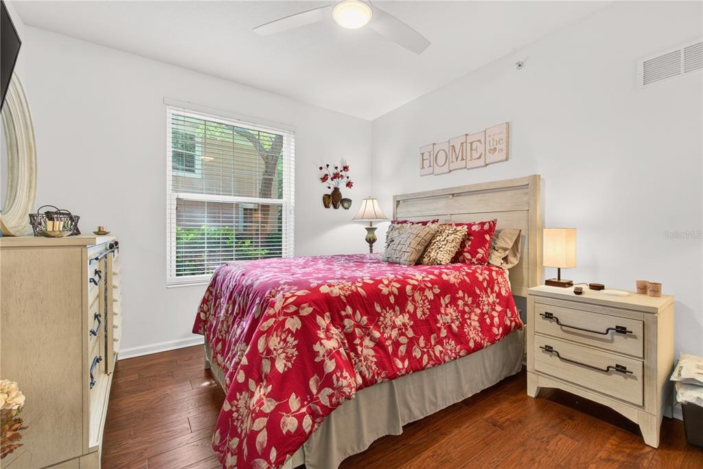 852 LANTERN WAY, CLEARWATER, FL — photo 5 of 30