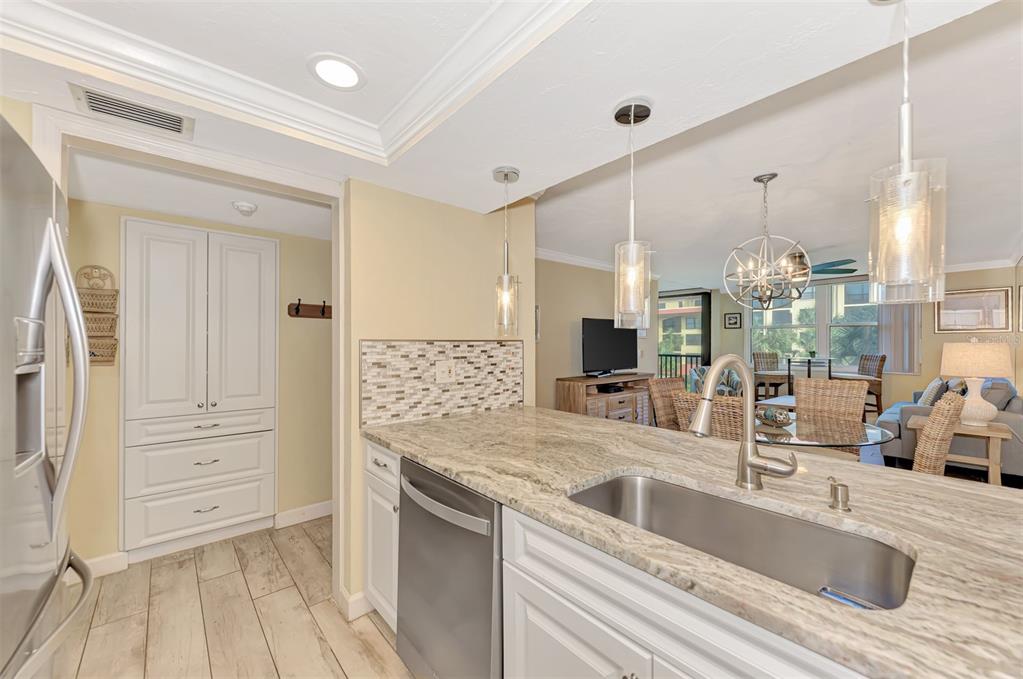 8750 MIDNIGHT PASS ROAD UNIT 202
