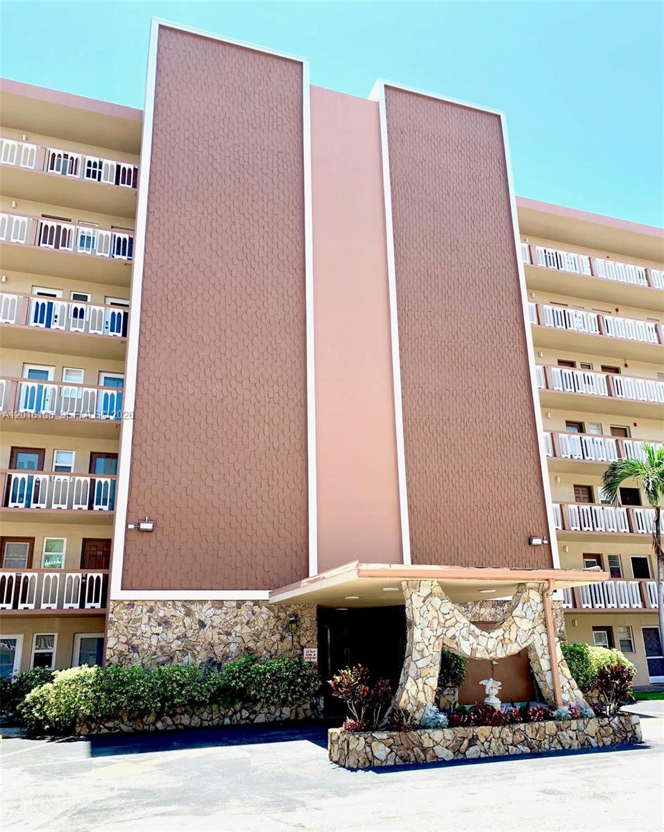 501 NE 14th Ave # 601, Hallandale Beach FL 33009