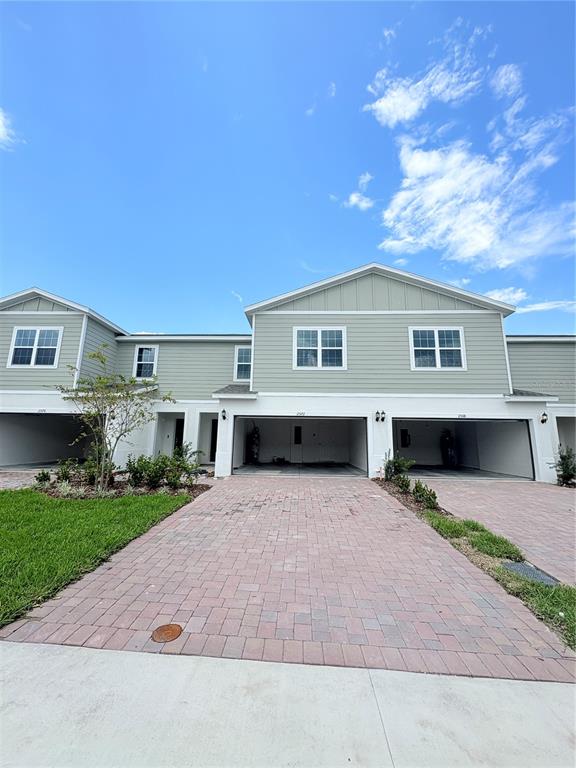 2572 STARRY POINT