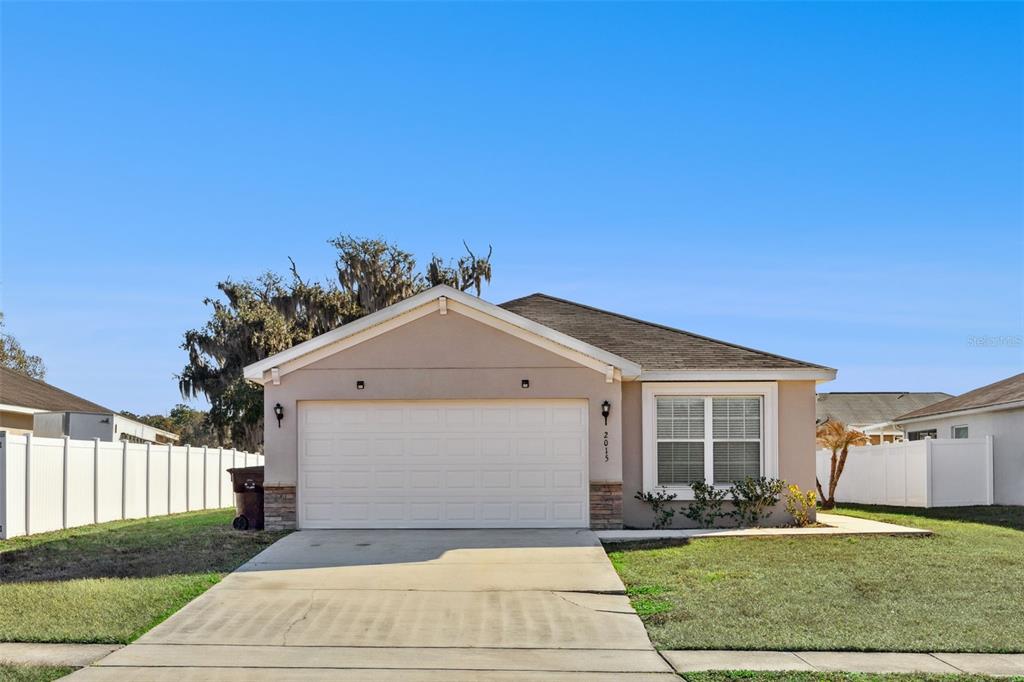2015 ORANGE AVENUE, ST CLOUD, FL — photo 2 of 30