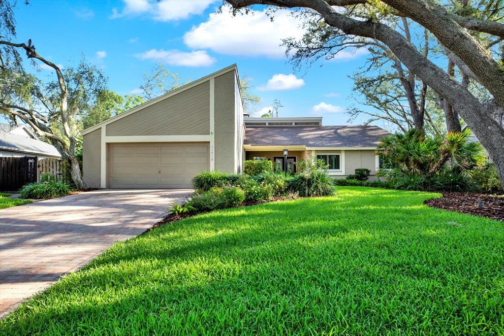 11712 PALMER DRIVE