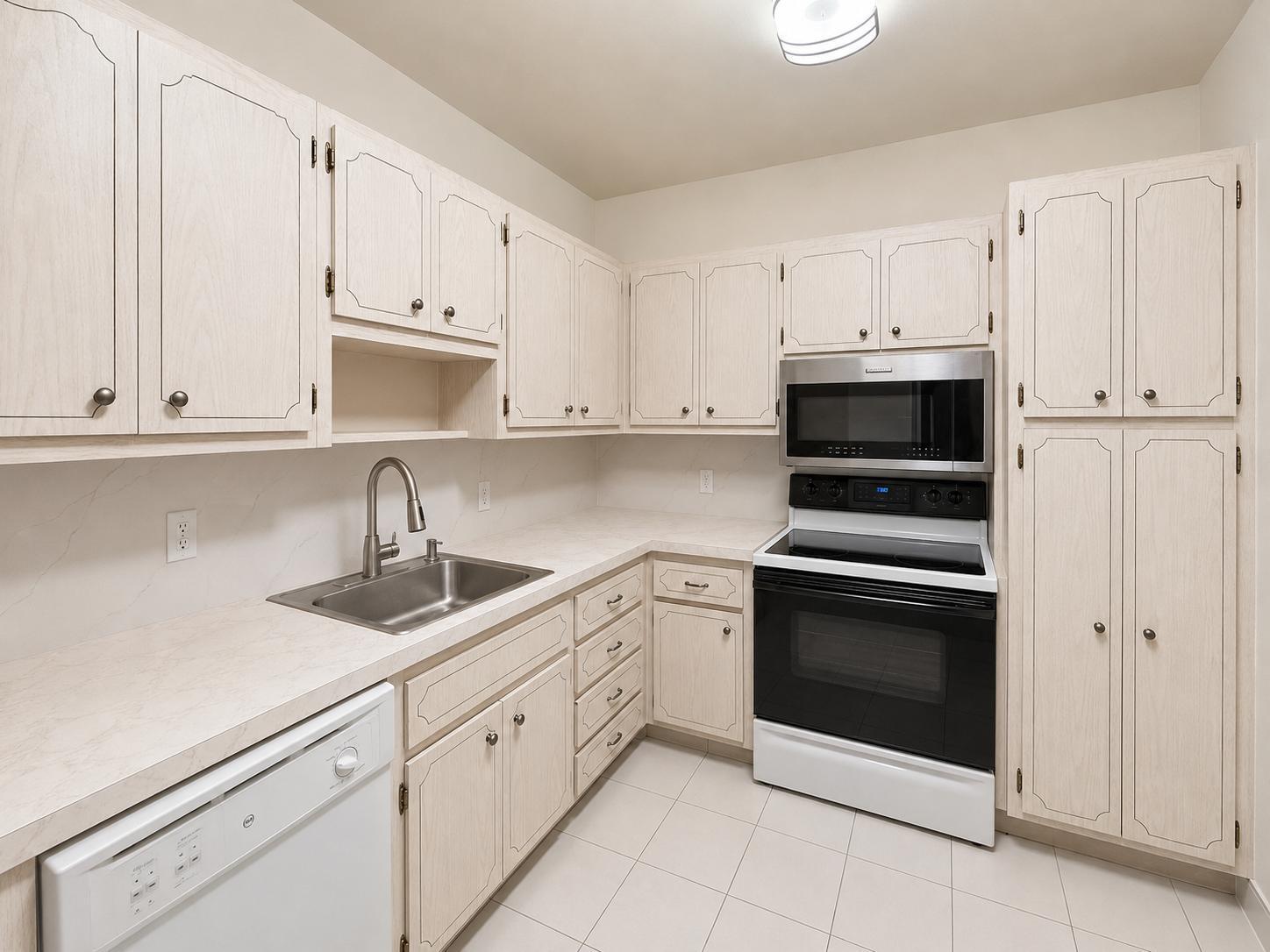 1985 S Ocean Drive # 22n, FL 33009