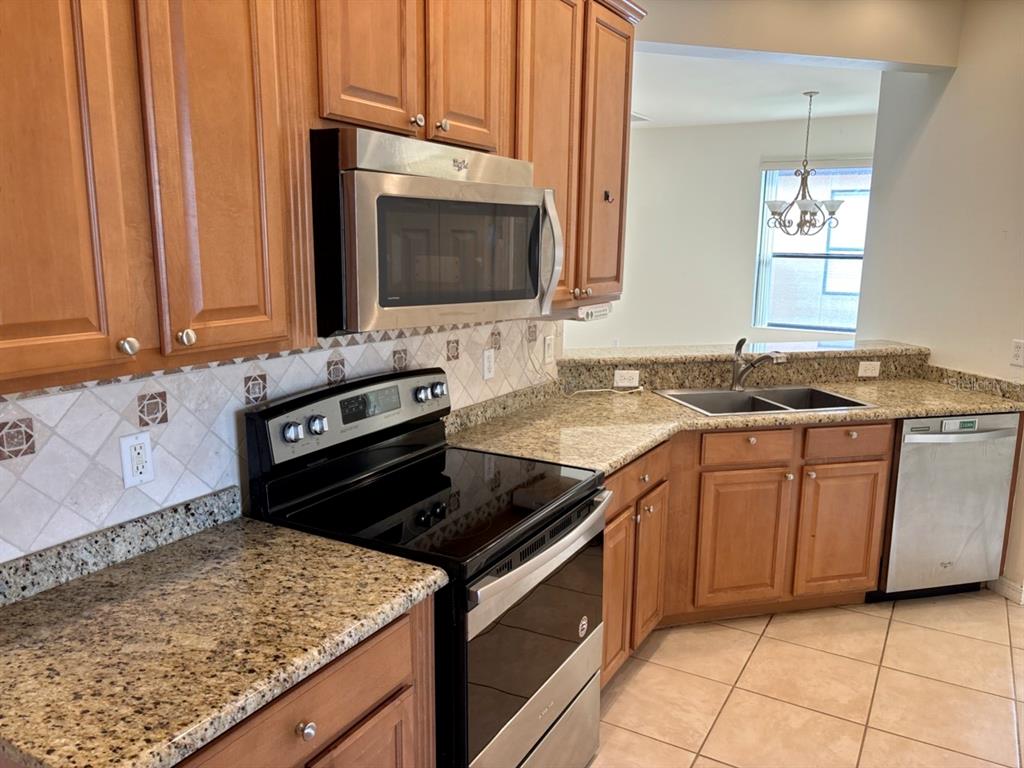 229 SHELL FALLS DRIVE, APOLLO BEACH, FL — photo 5 of 19