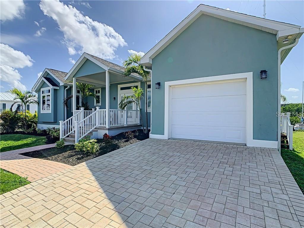 631 TAHITI COURT, PUNTA GORDA, FL — photo 3 of 30