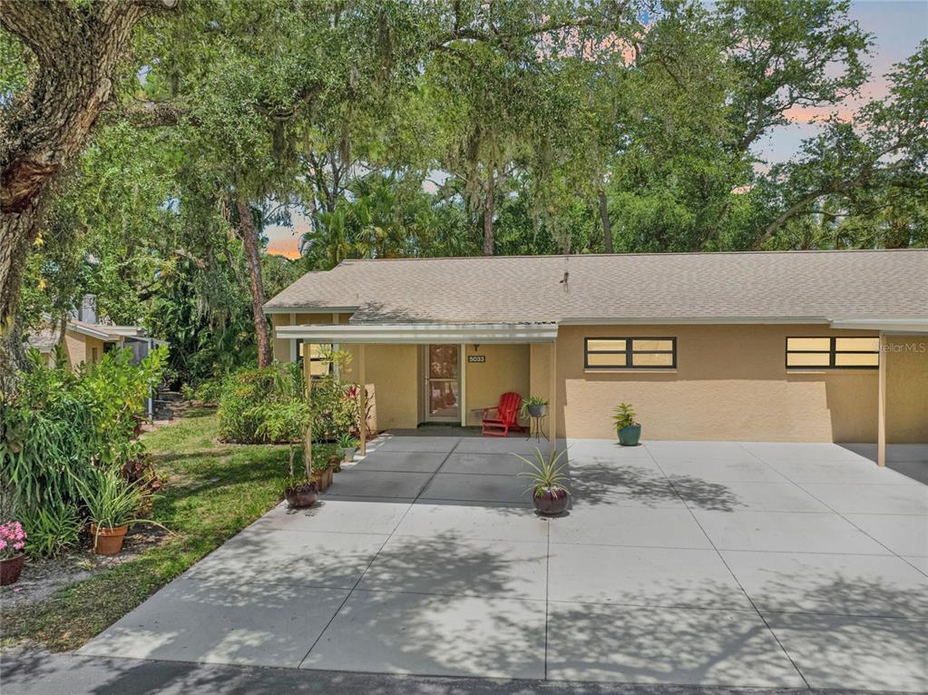 5033 VILLAGE GARDENS DRIVE UNIT 24