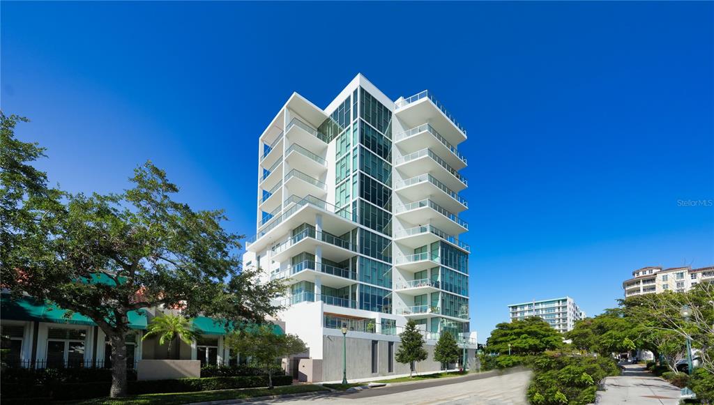 1335 2ND STREET UNIT Villa 2E
