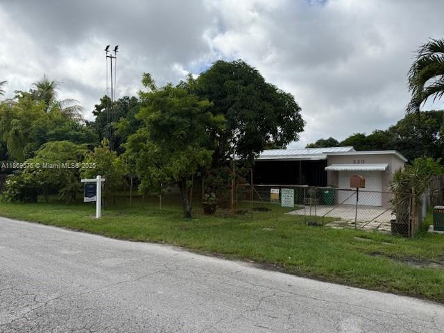 220 NW 144th St, Miami FL 33168