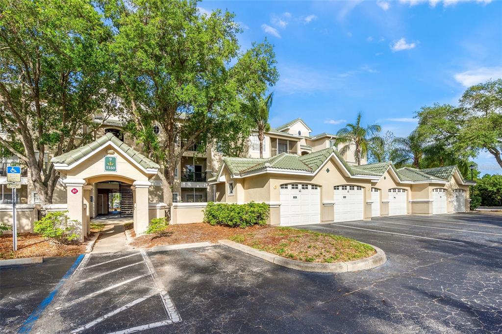5160 NORTHRIDGE ROAD UNIT 302