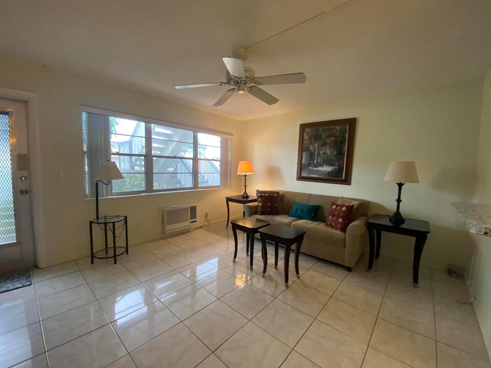 3 Kingswood A, West Palm Beach FL 33417