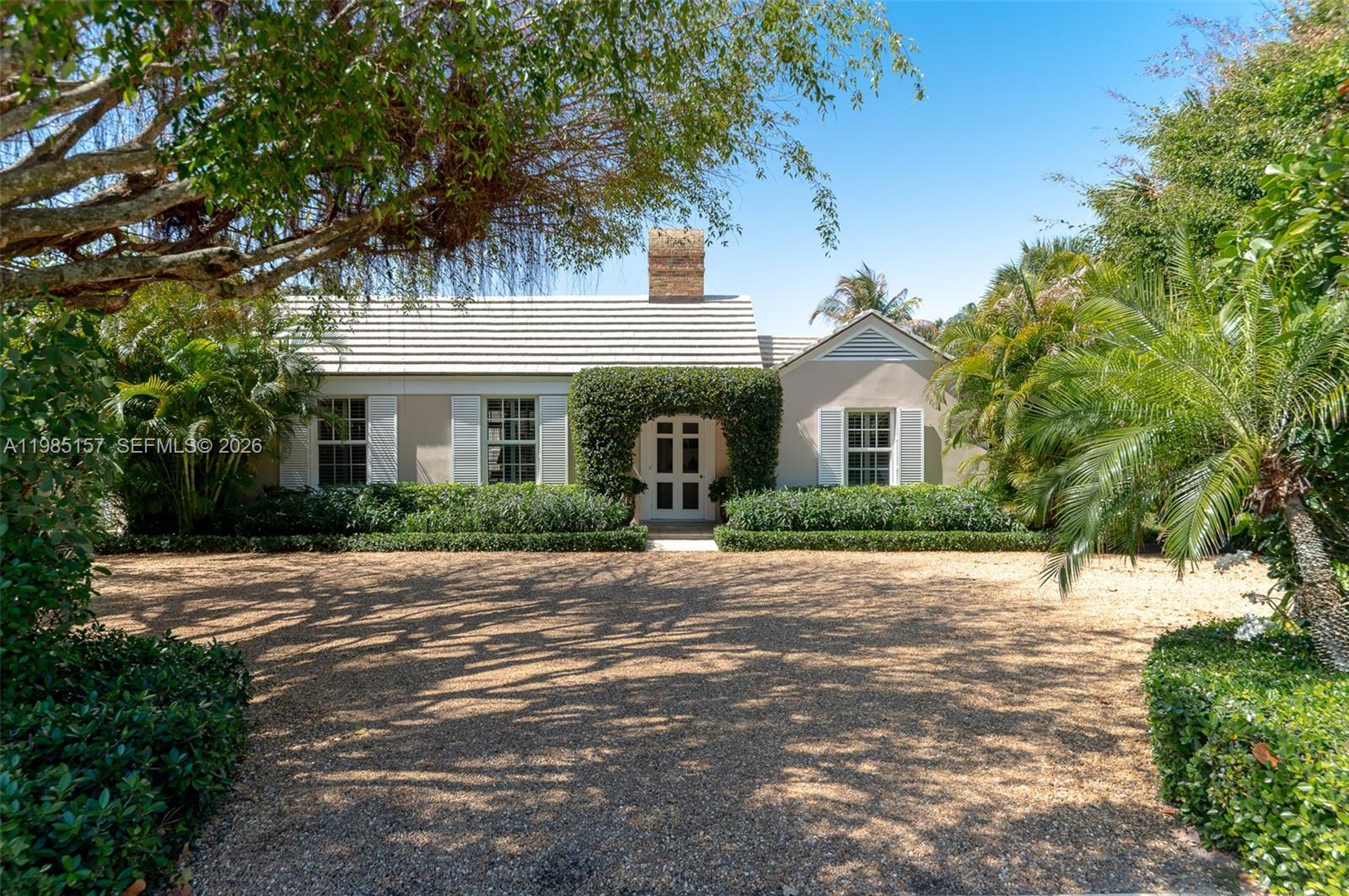 74 Gomez Rd, Jupiter Island FL 33455