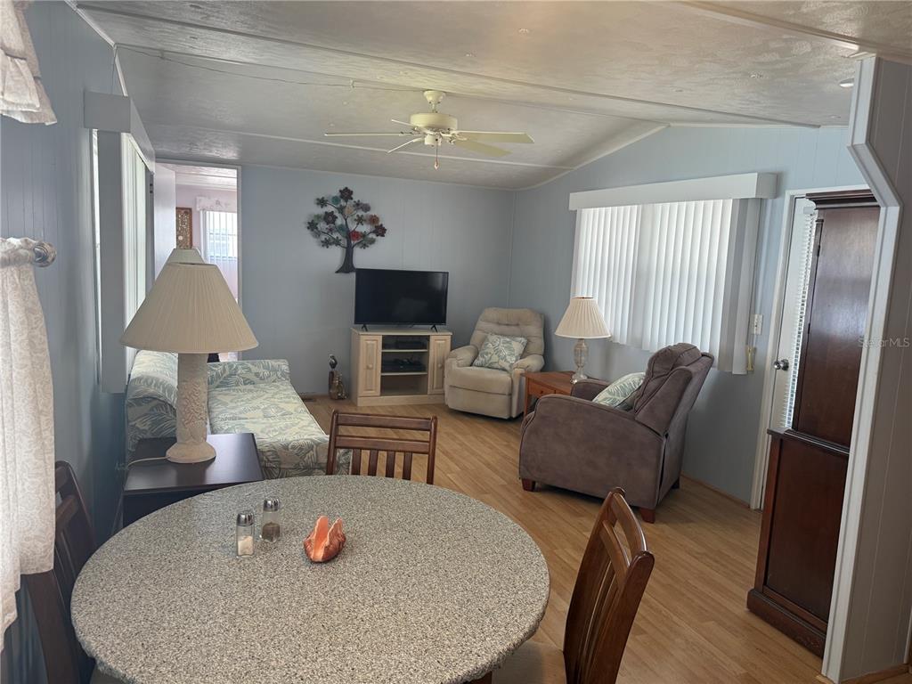 731 CAMELLIA DRIVE, VENICE, FL — photo 4 of 20