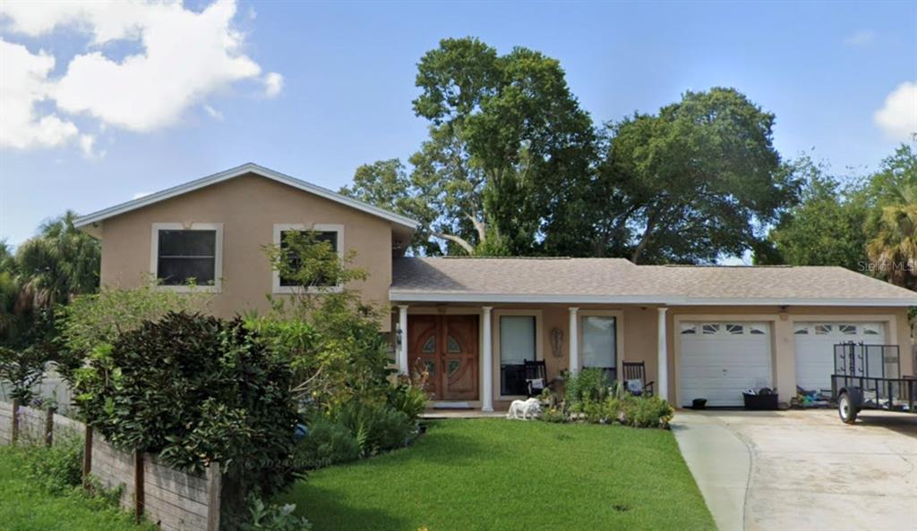 7001 BAYWOOD COURT