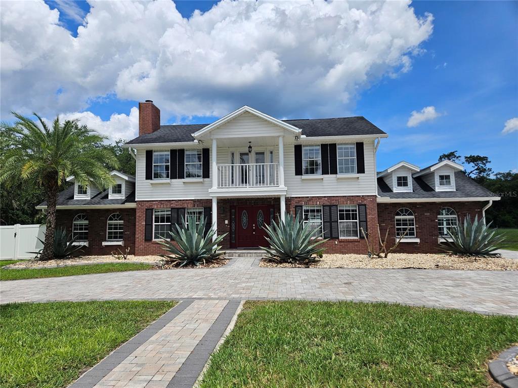 1845 TANGLEWOOD DRIVE