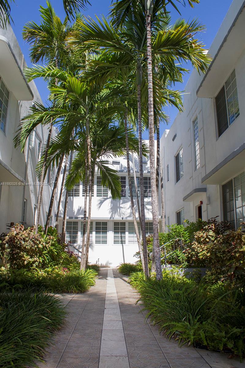 1000 Meridian Ave # 2, Miami Beach FL 33139