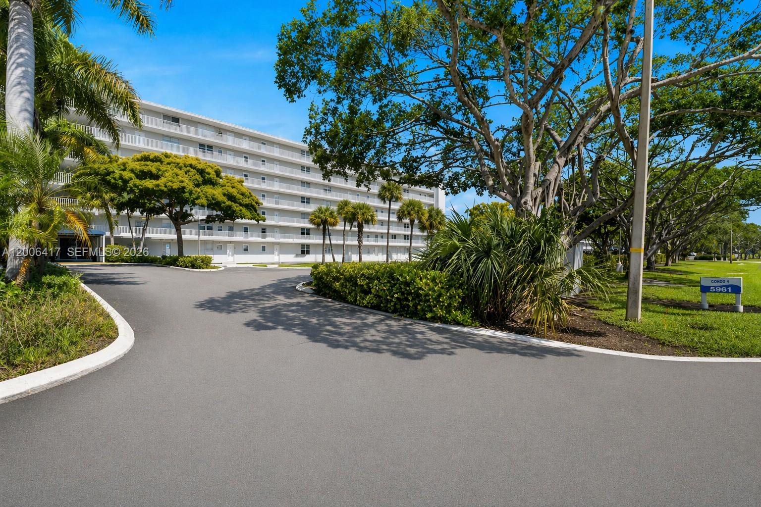 5961 NW 2nd Ave # 403, Boca Raton FL 33487