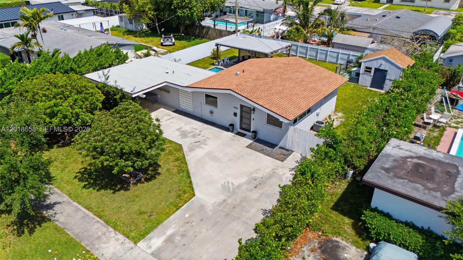 9955 SW 215th St, Cutler Bay FL 33189