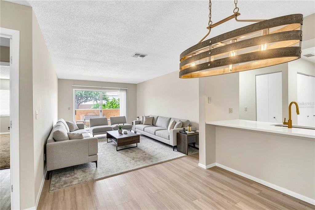 612 KENWICK CIRCLE UNIT 103, CASSELBERRY, FL — photo 3 of 28
