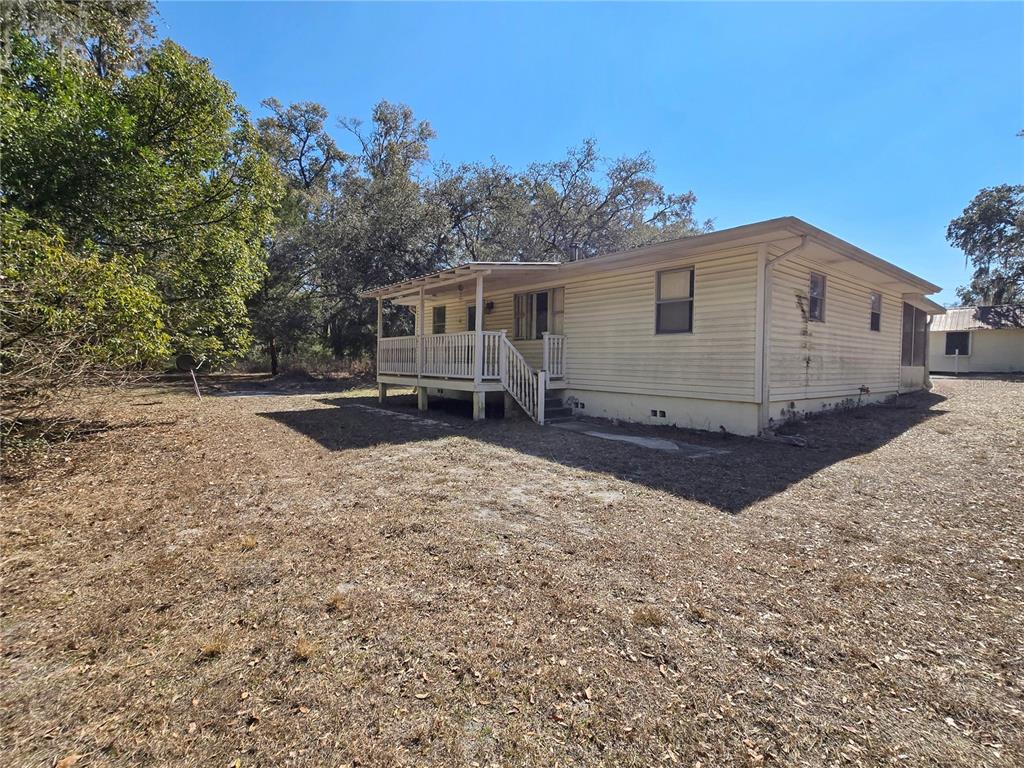 8090 E ROUND LAKE LOOP