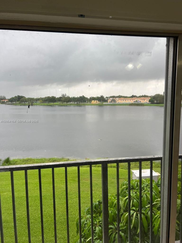 8720 N Sherman Cir # 303, Miramar FL 33025