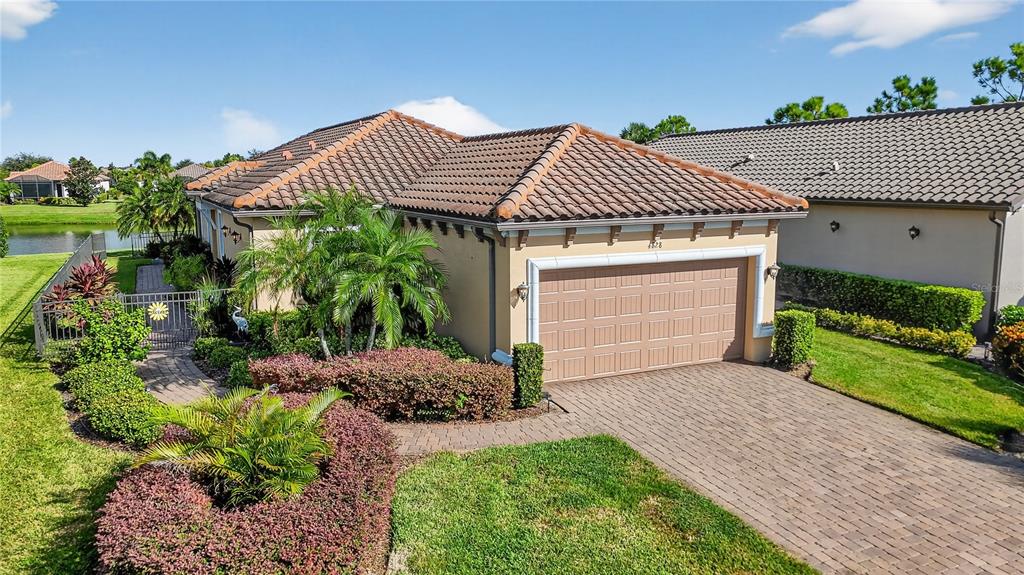 4828 HEINMAN COVE