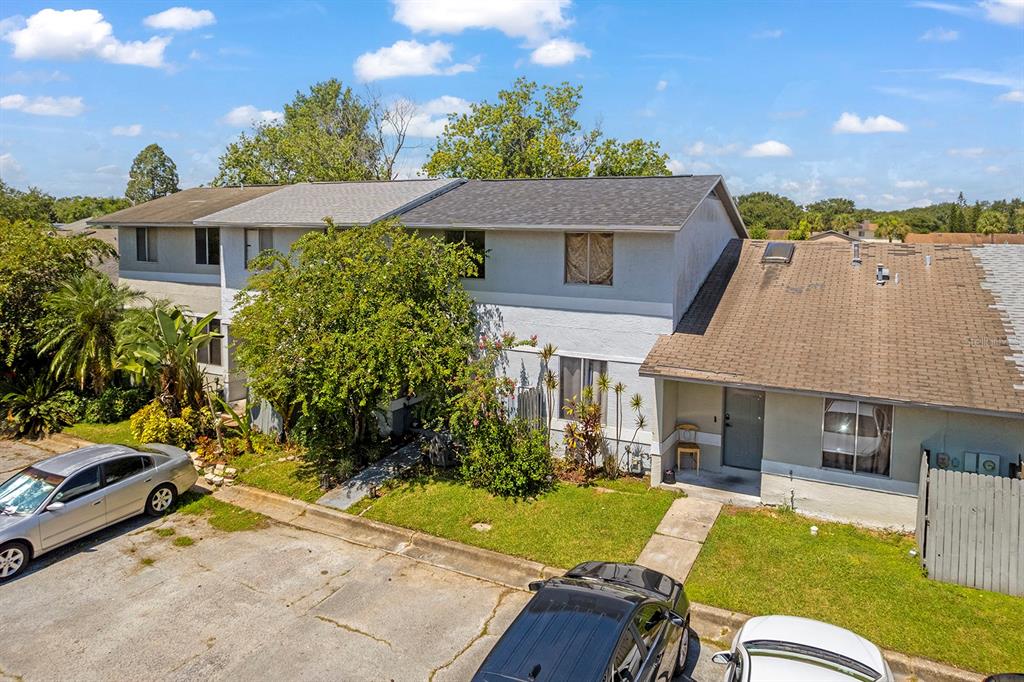 976 STUCKI TERRACE