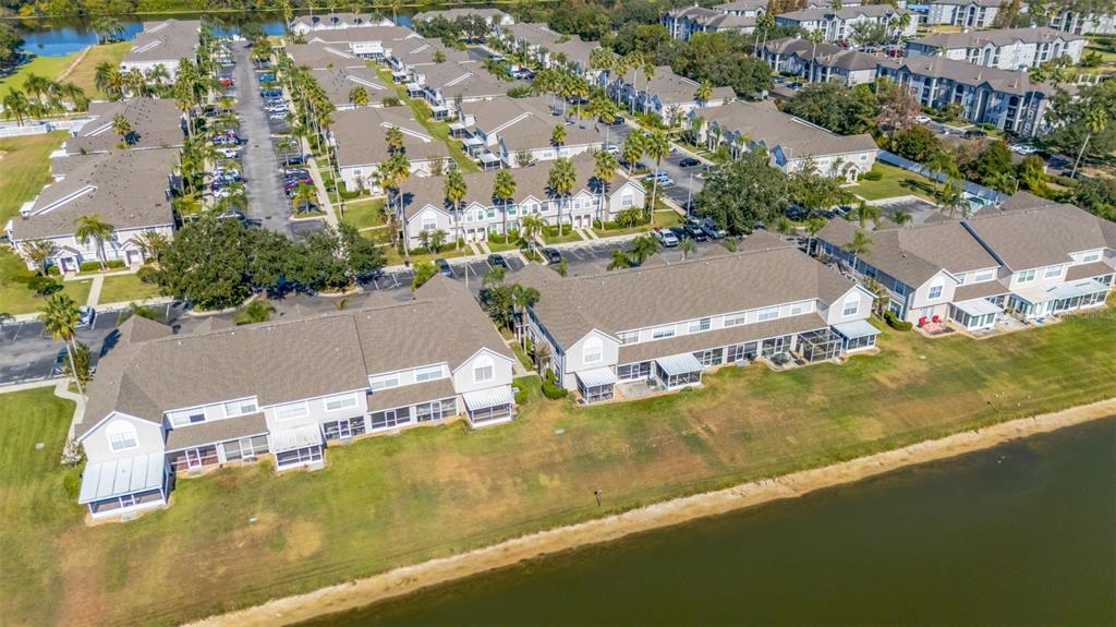 637 KENSINGTON LAKE CIRCLE
