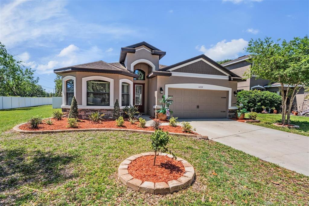 16352 LAUREL GARDEN COURT