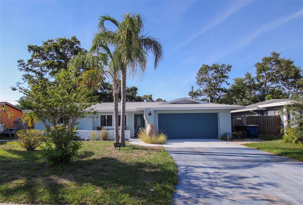 1462 CAROLYN LANE