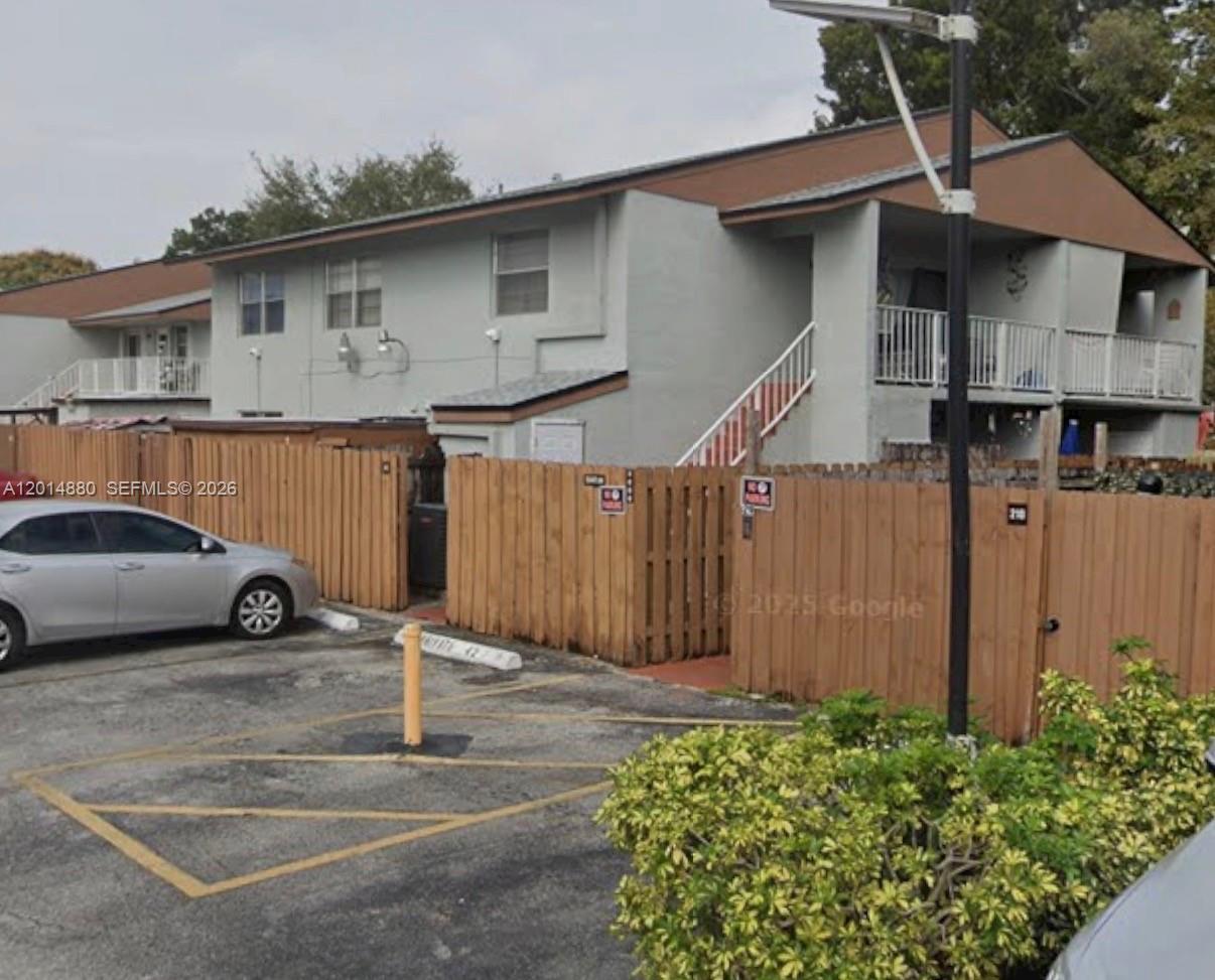15441 SW 81 circle lane # 41, Miami FL 33193