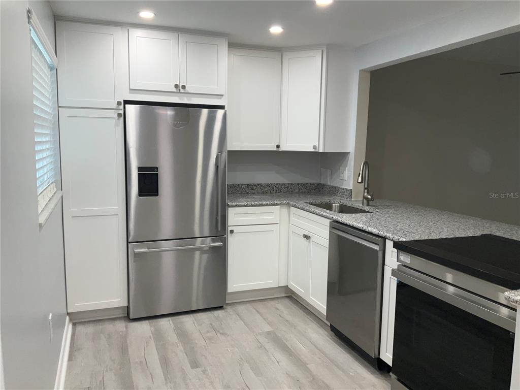 10351 REGAL DRIVE UNIT 10, LARGO, FL — photo 2 of 12