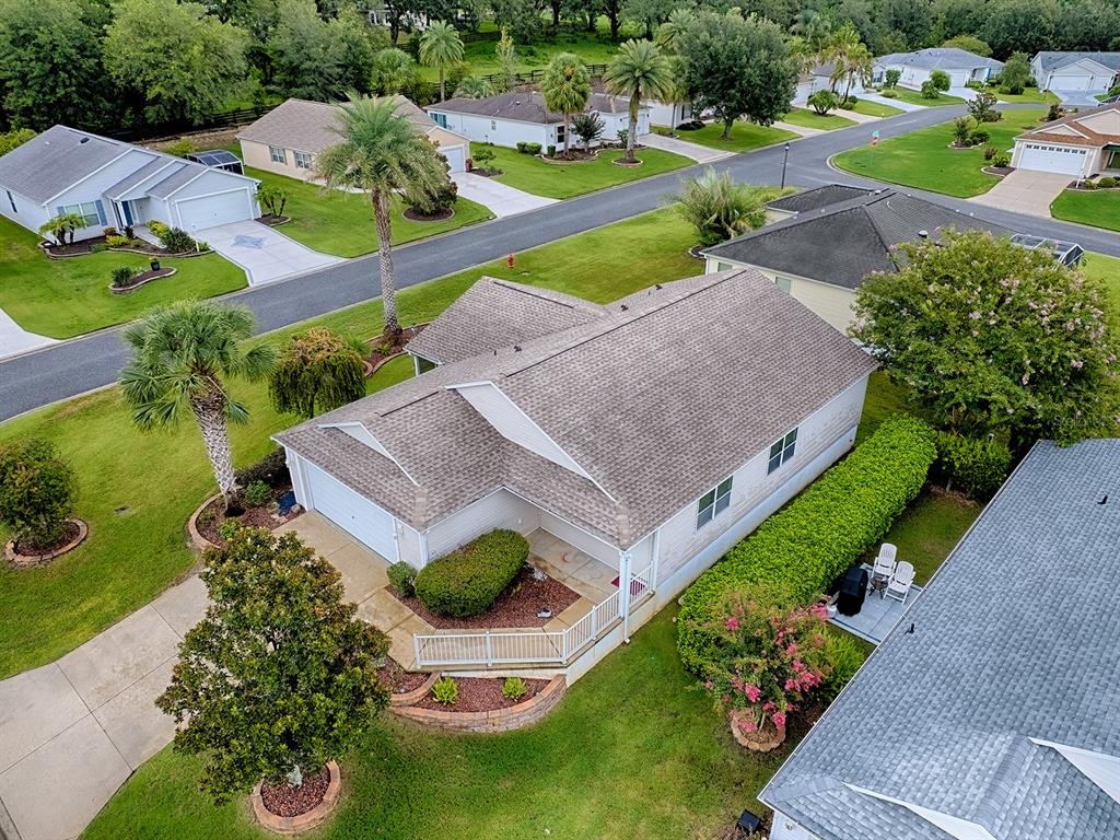 250 ARBELLA LOOP, THE VILLAGES, FL — photo 2 of 30