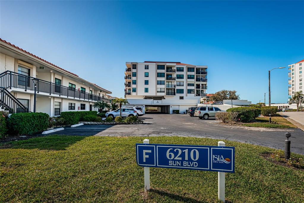 6210 SUN BOULEVARD UNIT 108