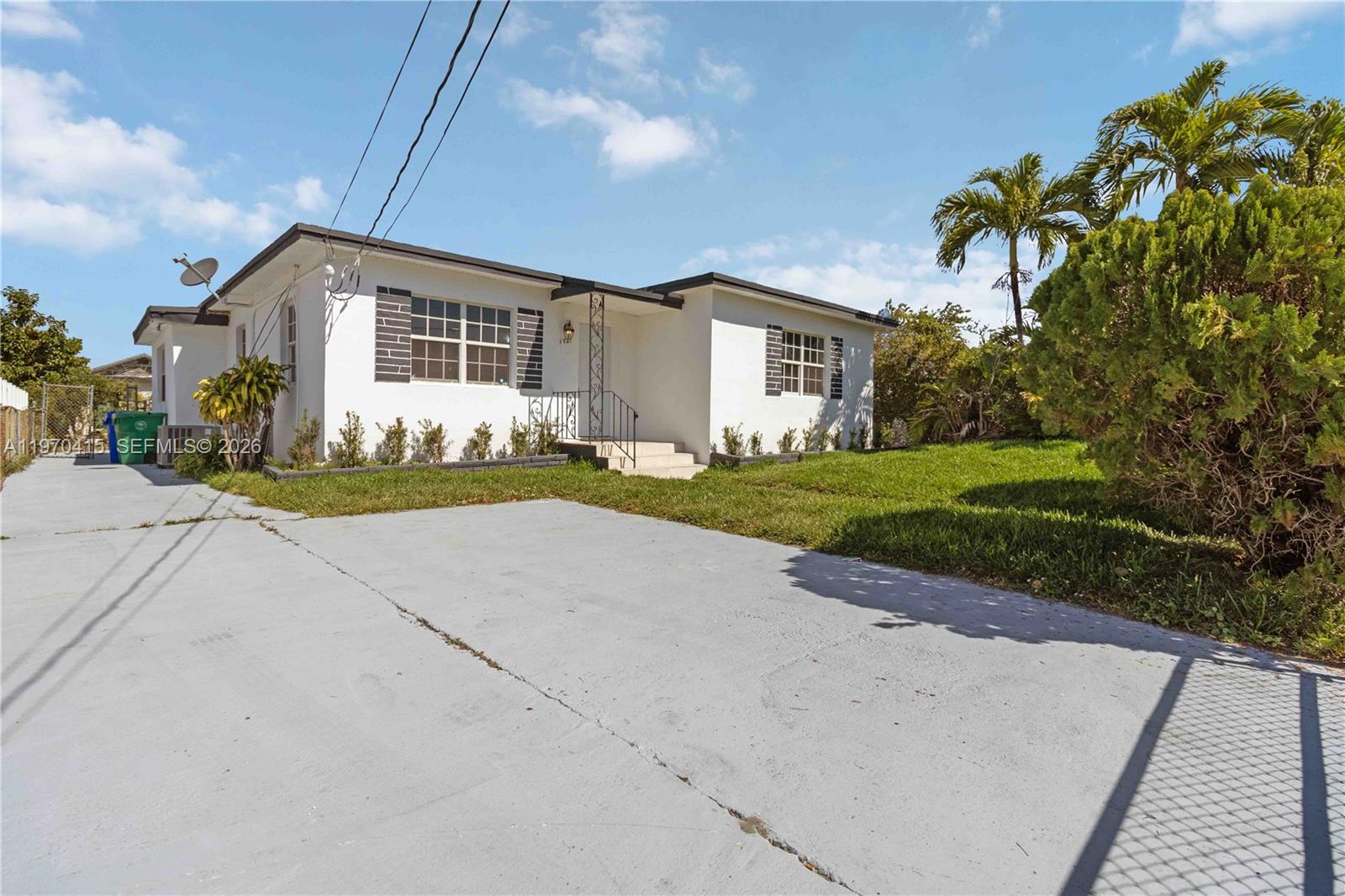 1721 NW 51st St, Miami FL 33142