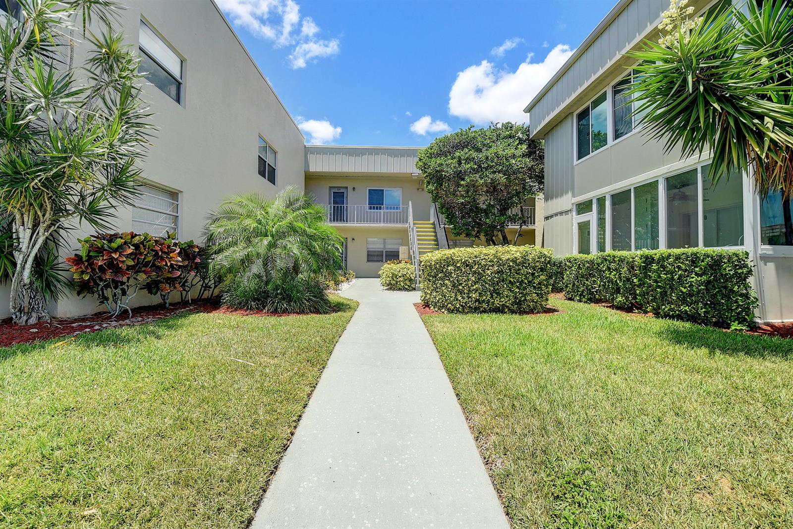 318 Monaco G # G, Delray Beach FL 33446