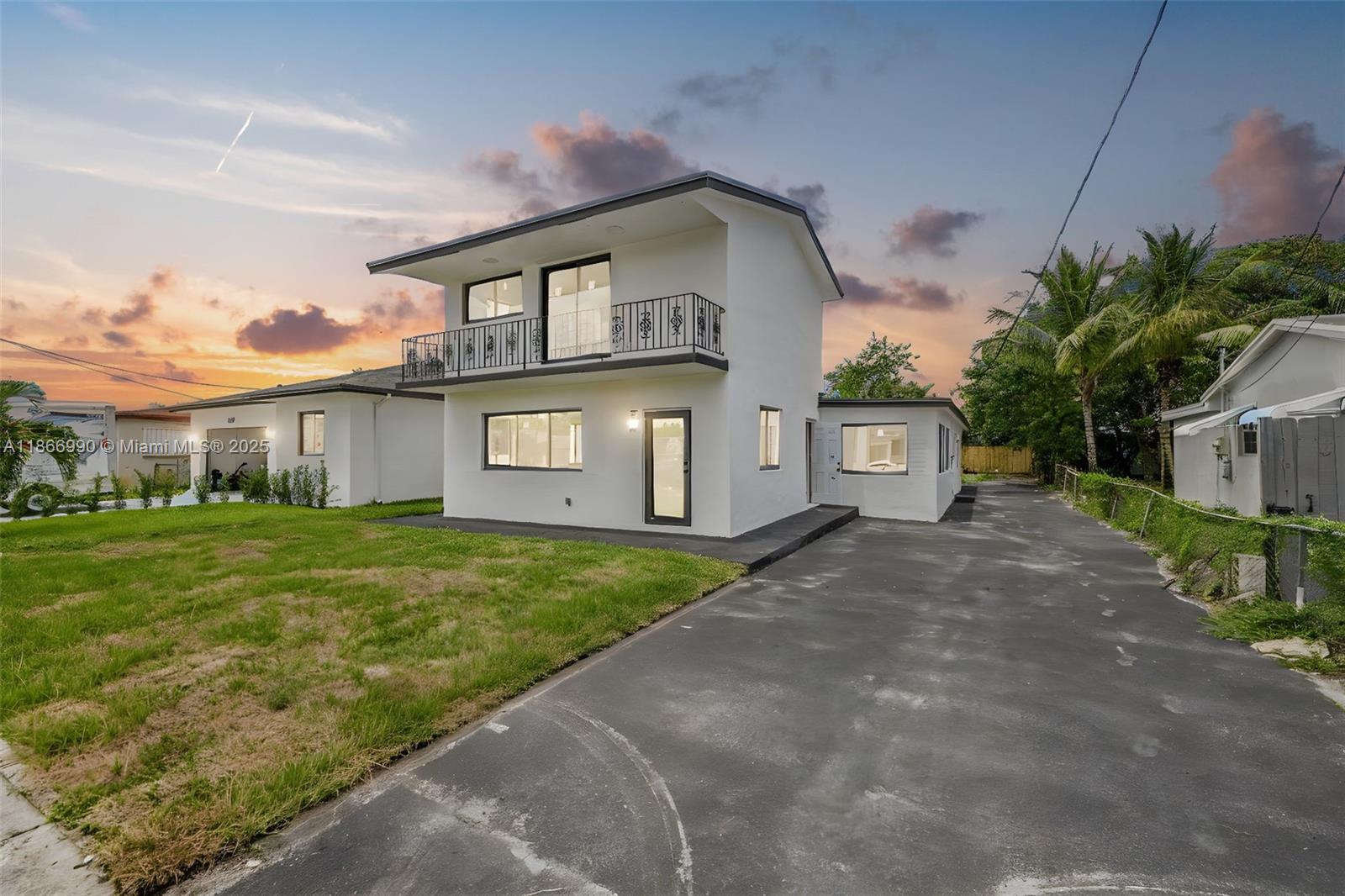 5413 SW 23rd St, West Park FL 33023