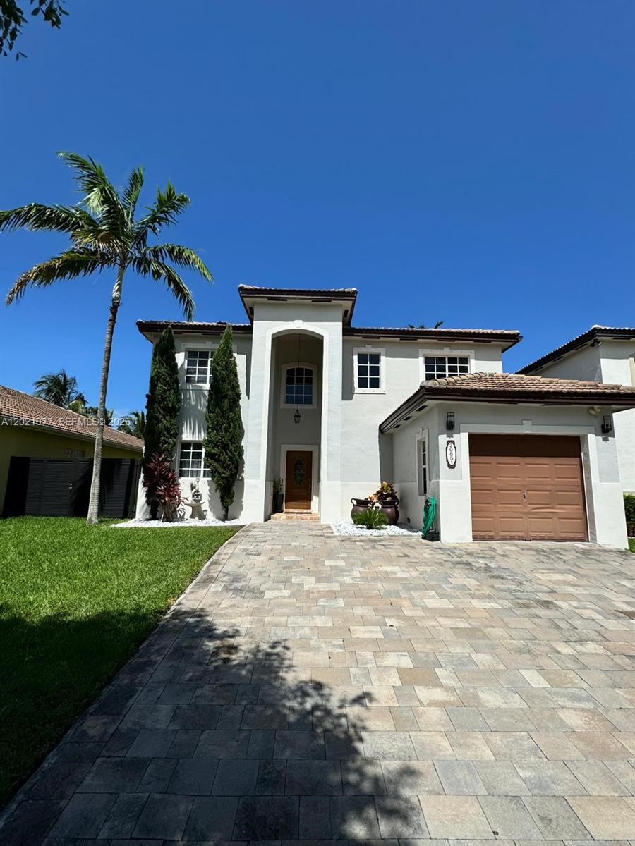 CUTLER BAY, FL — photo 2 of 27