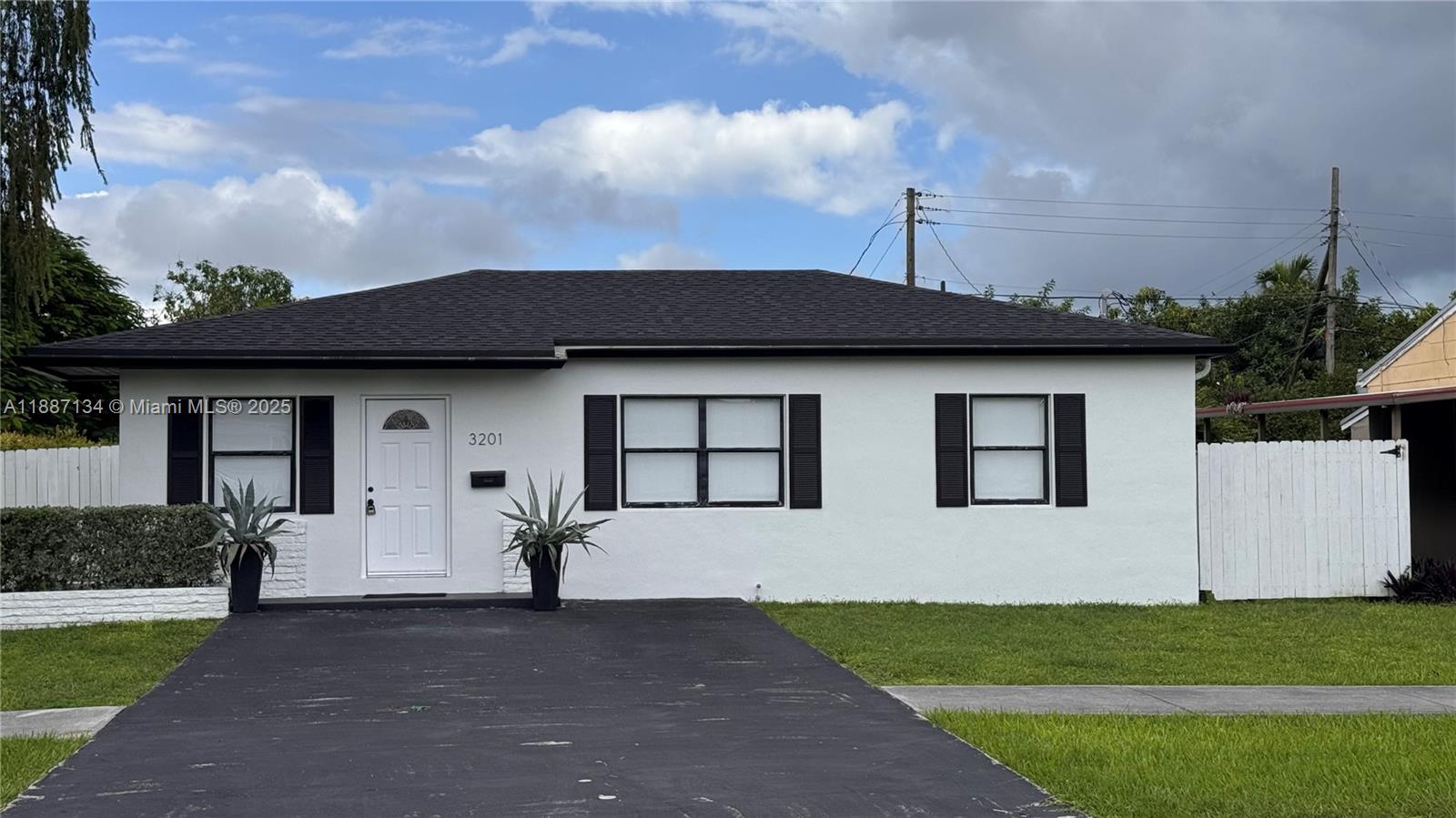 3201 SW 76th Ave, Miami FL 33155