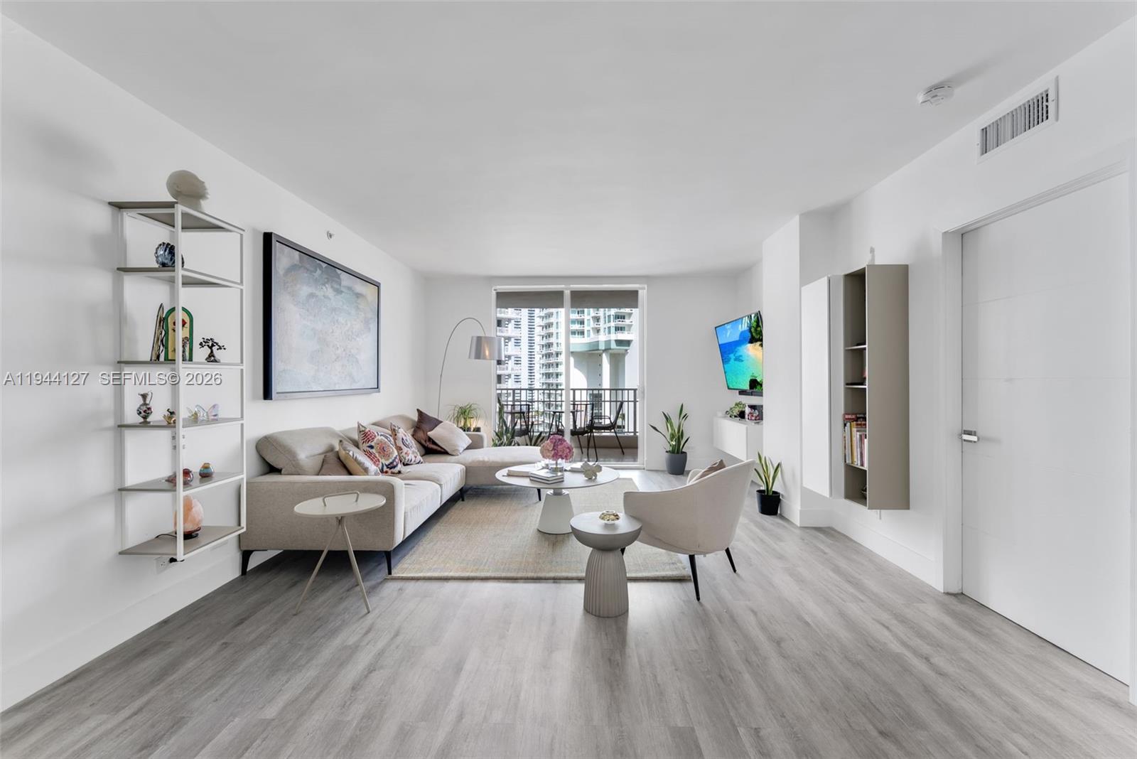 701 Brickell Key Blvd # 1506, Miami FL 33131