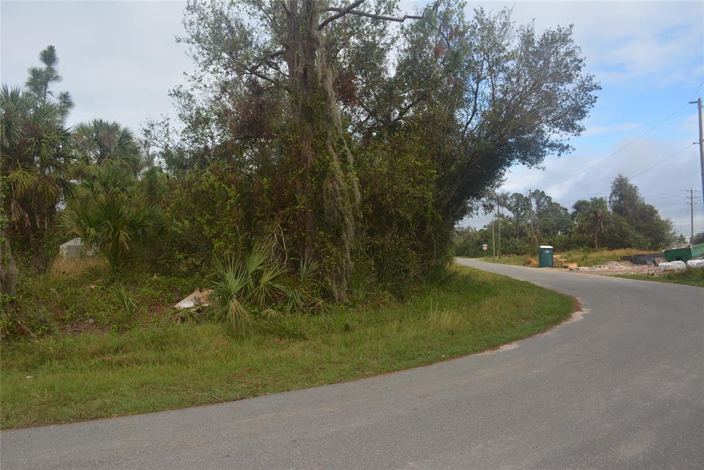 MADDOCK CIRCLE, NORTH PORT, FL — photo 5 of 26