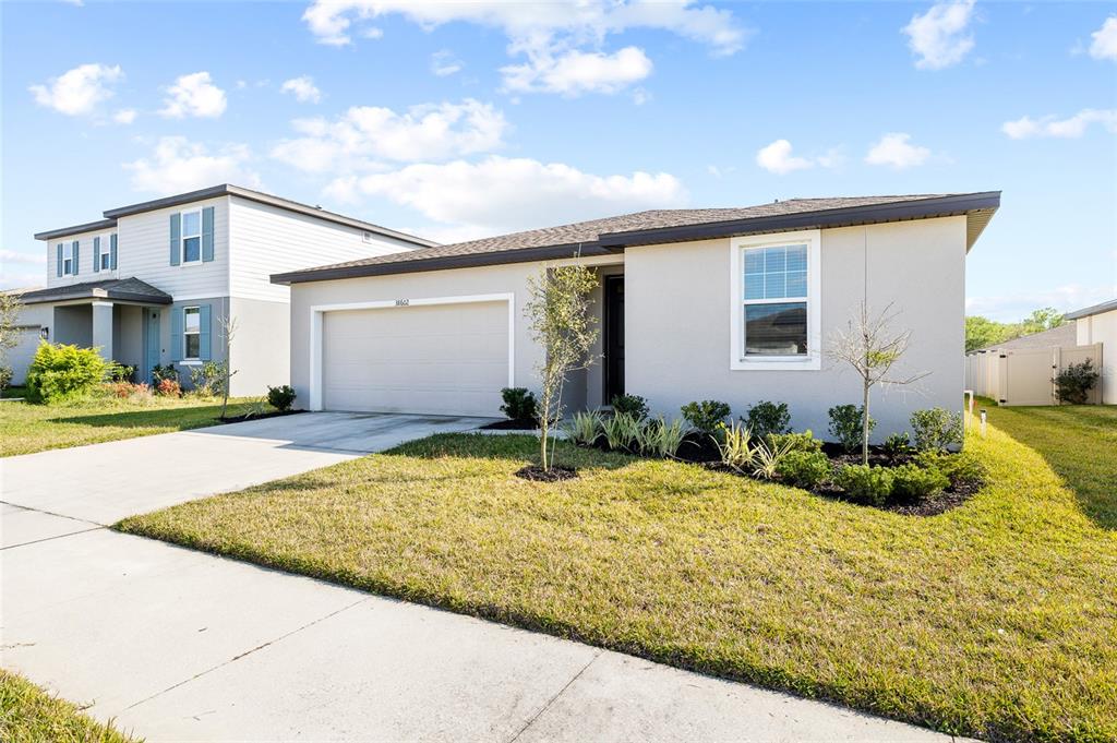38602 FINN CLOVER LANE, ZEPHYRHILLS, FL — photo 2 of 25