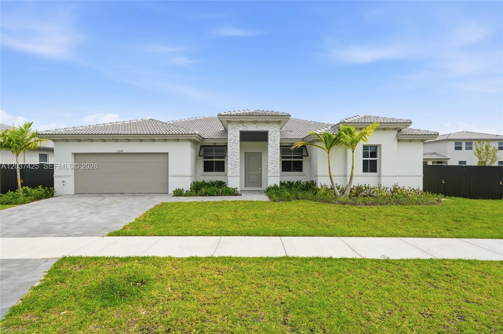 13249 SW 189th Ter, Miami FL 33177