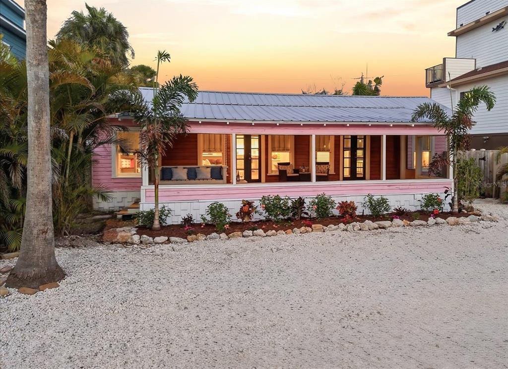 2913 GULF DRIVE, HOLMES BEACH, FL — photo 3 of 30
