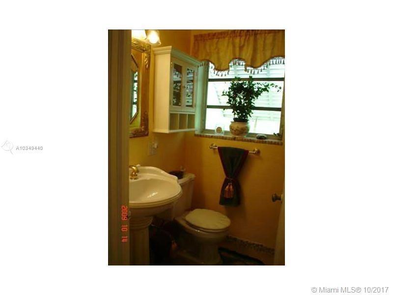9324 Abbott Avenue, Surfside FL 33154, SURFSIDE, FL — photo 5 of 30