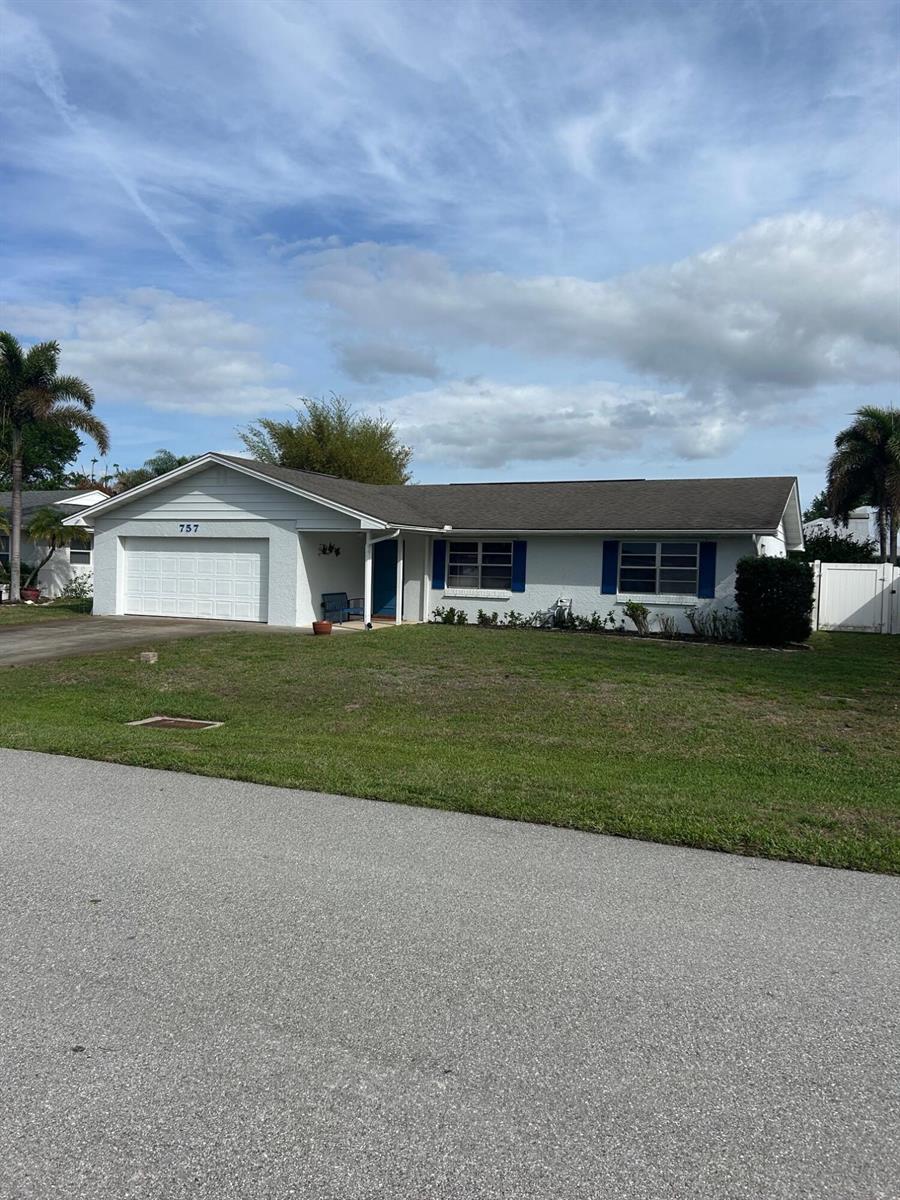 757 NE Maranta Terrado, Jensen Beach FL 34957